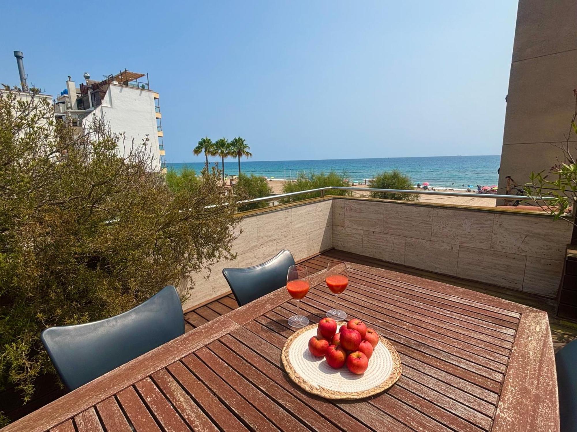 Increible Casa Frente Al Mar , Planta Baja Lägenhet Torredembarra Exteriör bild